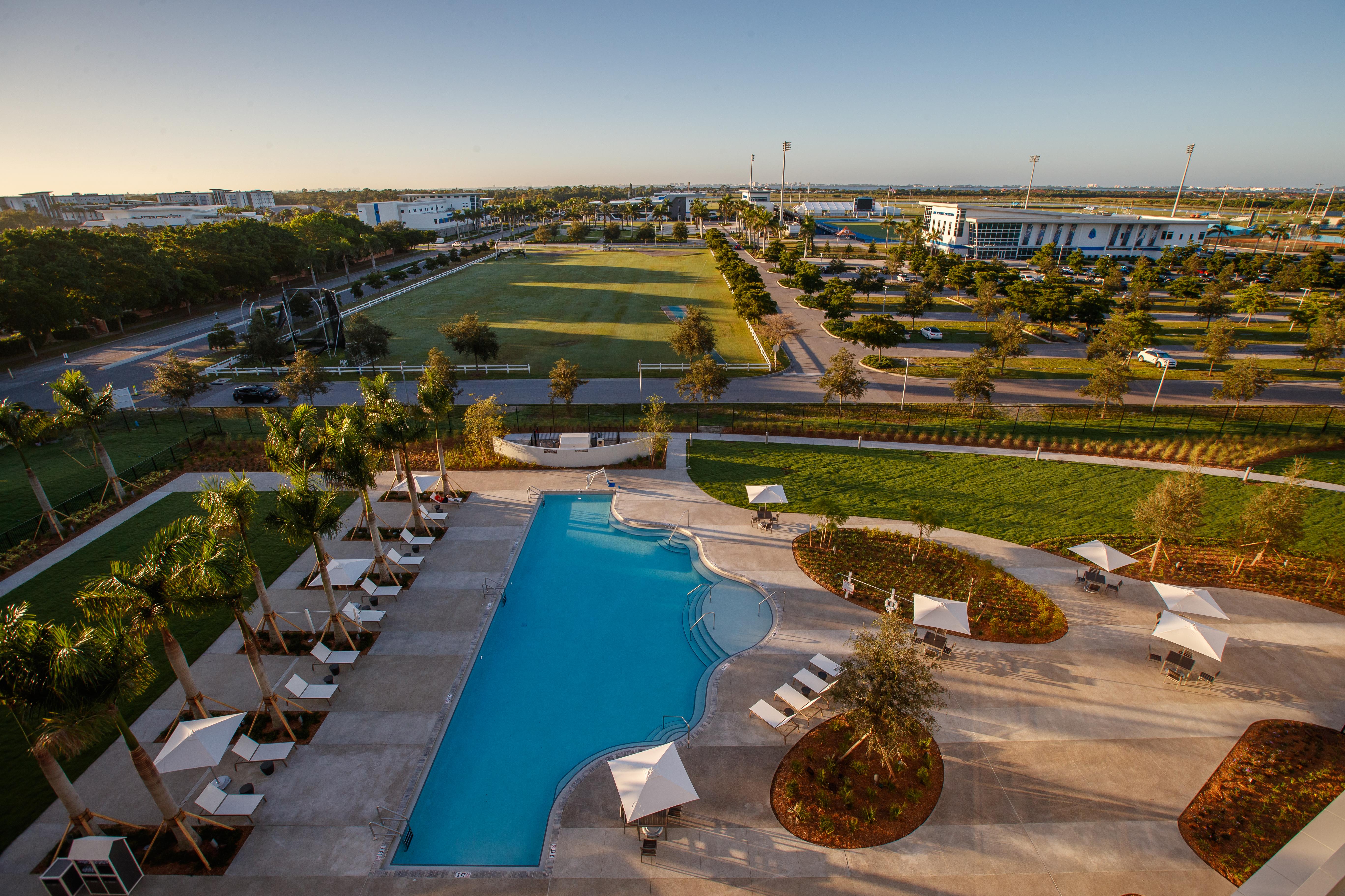 Legacy Hotel At Img Academy Bradenton Exterior photo